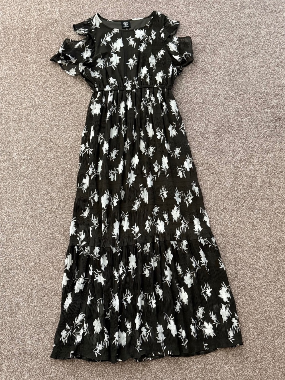 Women’s Maxi Dress - Like New